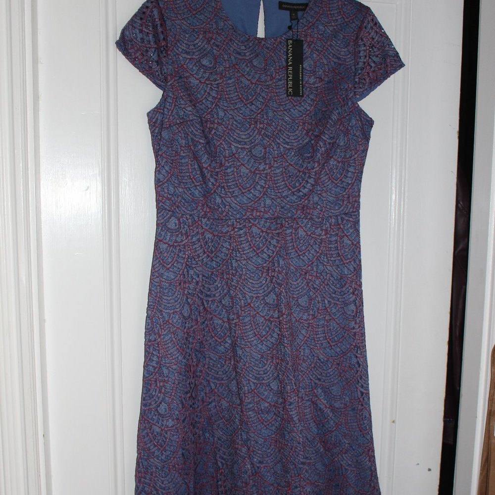 NWT Banana Republic Sleevelesd  Eyelet Lace Style Sz 6P